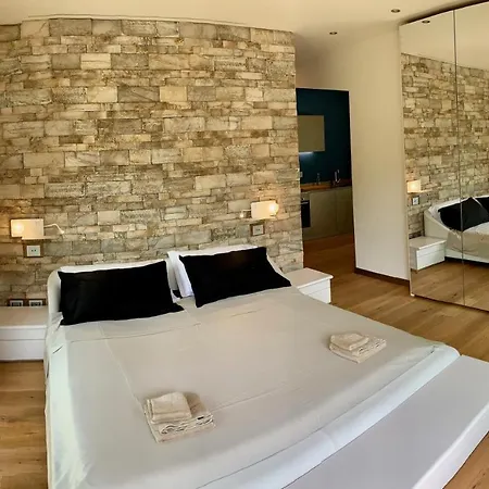 La Forestale Luxury Piano Terra- Appt Apartment Acqualagna